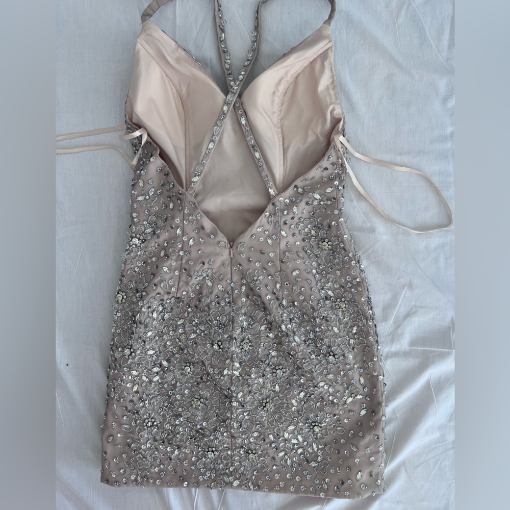 JVN by Jovani Blush and Silver Beaded V-Neck Cocktail Dress - Picture 3 of 7